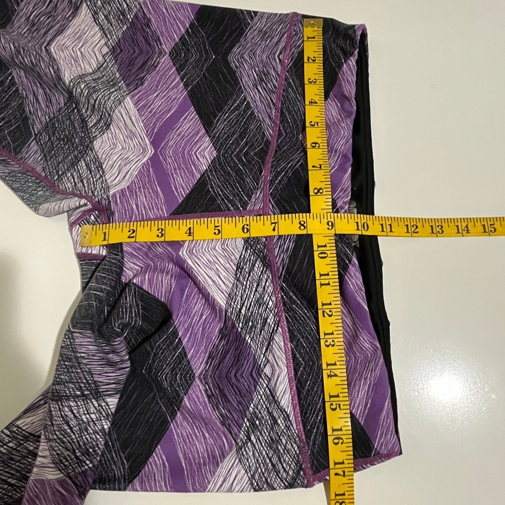 ODODOS Capri Leggings Women XL Purple Geometric Bold Athletic Pocket Performance - Picture 6 of 8